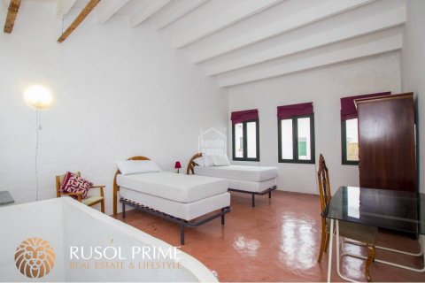 Casa adosada en venta en Alayor, Menorca, España 5 dormitorios, 277 m2 No. 11037 - foto 4