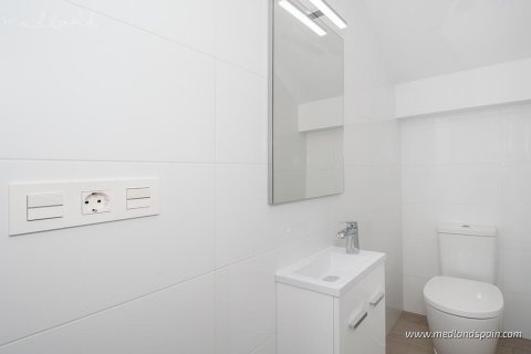 Villa en venta en Pilar de la Horadada, Alicante, España 3 dormitorios, 129 m2 No. 40093 - foto 5