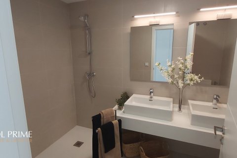 Apartamento en venta en Fuengirola, Málaga, España 3 dormitorios, 129 m2 No. 38575 - foto 5