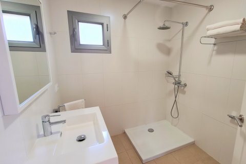 Apartamento en alquiler en Porto Cristo, Mallorca, España 2 dormitorios, 120 m2 No. 40868 - foto 7