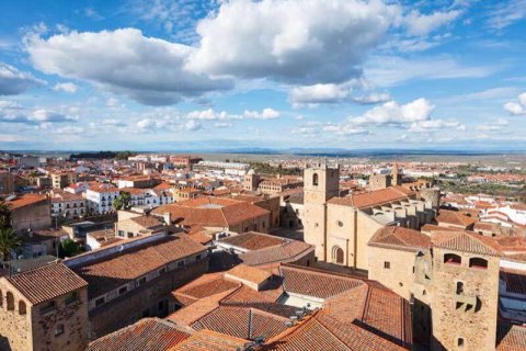 Mercar una casa en Extremadura cuesta casi 100.000 euros menos que en lo demás española