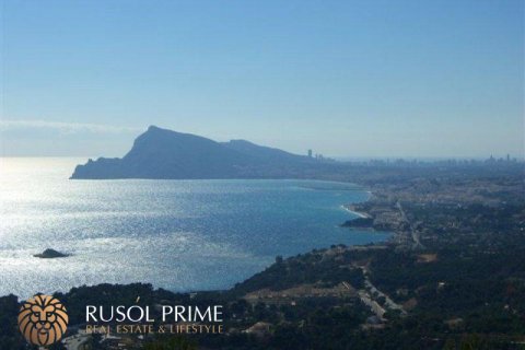 Villa en venta en Altea, Alicante, España 5 dormitorios, 330 m2 No. 39453 - foto 1