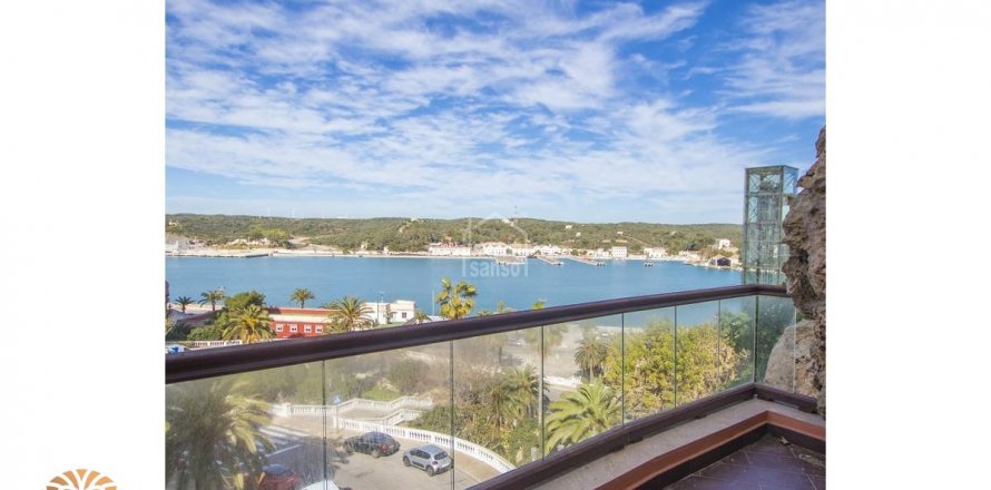 Casa adosada Mahon, Menorca, España 2 dormitorios, 93 m2 No. 39672