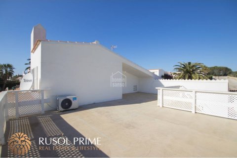Villa en venta en Sant Lluis, Menorca, España 4 dormitorios, 209 m2 No. 39082 - foto 6