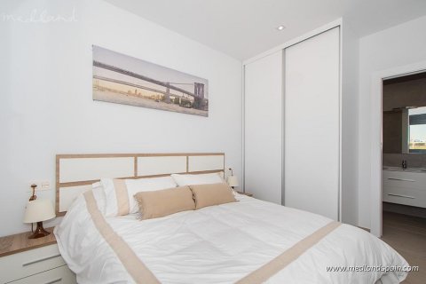 Villa en venta en Pilar de la Horadada, Alicante, España 3 dormitorios, 129 m2 No. 40093 - foto 7