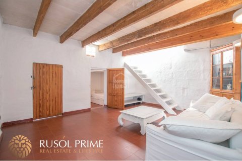 Casa adosada en venta en Ciutadella De Menorca, Menorca, España 5 dormitorios, 286 m2 No. 39645 - foto 14