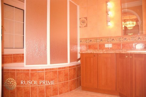 Villa en venta en Calpe, Alicante, España 5 dormitorios, 460 m2 No. 39415 - foto 20