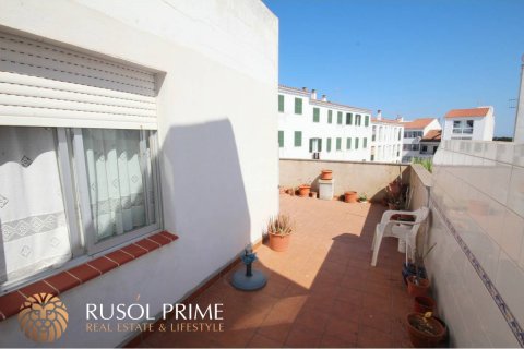 Casa adosada en venta en Alayor, Menorca, España 3 dormitorios, 222 m2 No. 39230 - foto 2