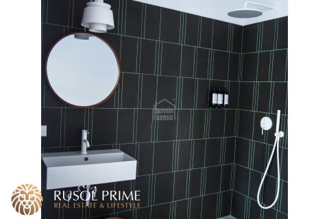 Casa adosada en venta Ciutadella De Menorca, Menorca, España 5 dormitorios, 345 m2 No. 39955 - foto 18