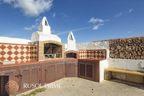 Villa en venta en Es Castell, Menorca, España 5 dormitorios, 403 m2 No. 39083 - foto 10