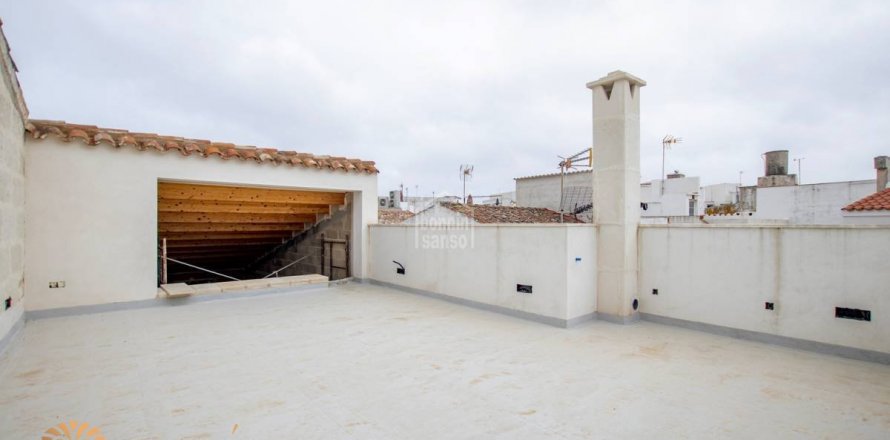 Casa adosada en Mahon, Menorca, España 4 dormitorios, 246 m2 No. 40451