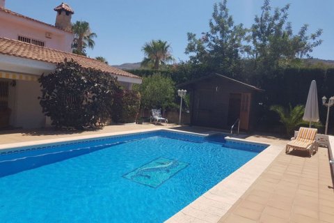 Villa en venta en Benidorm, Alicante, España 4 dormitorios, 470 m2 No. 43909 - foto 1