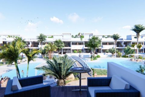 Villa en venta en Torrevieja, Alicante, España 3 dormitorios, 264 m2 No. 44503 - foto 8