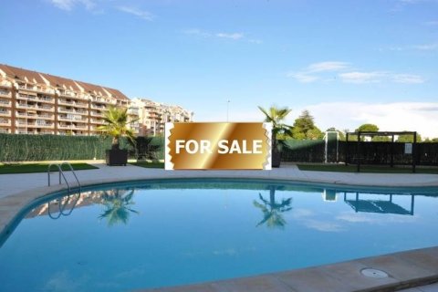 Ático en venta en Dénia, Alicante, España 3 dormitorios, 115 m2 No. 46038 - foto 1