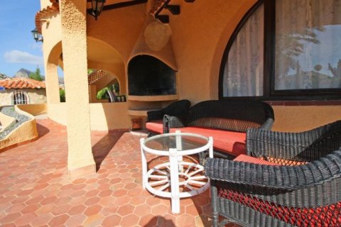 Villa en venta en Calpe, Alicante, España 4 dormitorios, 160 m2 No. 43753 - foto 10