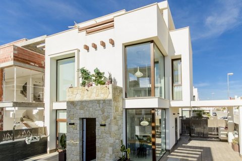 Villa en venta en Quesada, Jaén, España 3 dormitorios, 101 m2 No. 43355 - foto 2