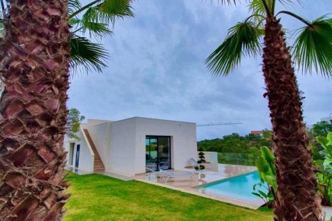 Villa en venta en Villamartin, Alicante, España No. 42978 - foto 4