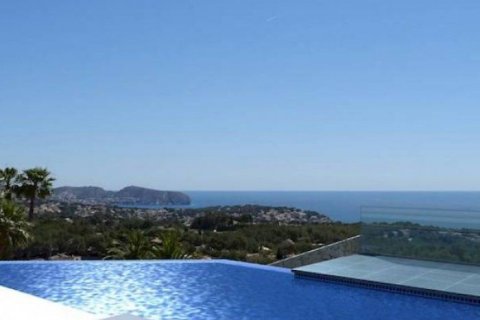 Villa en venta en Calpe, Alicante, España 3 dormitorios, 400 m2 No. 46332 - foto 5