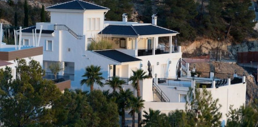 Villa en Altea, Alicante, España 5 dormitorios, 691 m2 No. 45592