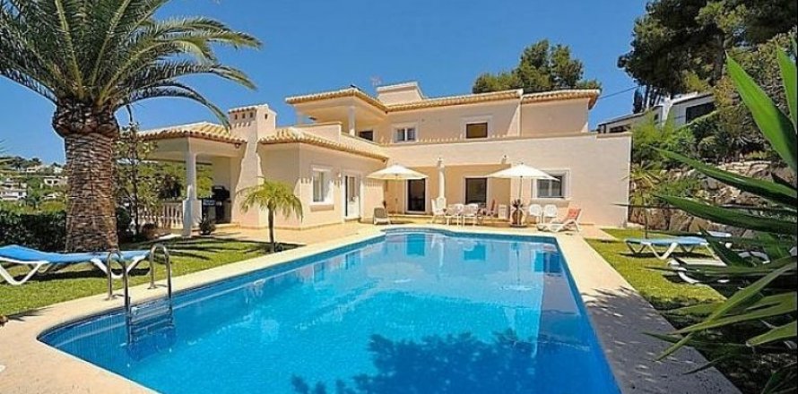 Villa en Jávea, Alicante, España 3 dormitorios, 292 m2 No. 45343