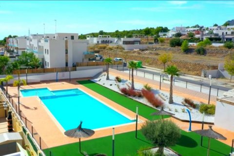 Casa adosada en venta en Polop, Alicante, España 3 dormitorios, 123 m2 No. 41931 - foto 3