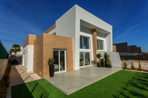 Casa adosada en venta en Rojales, Alicante, España 3 dormitorios, 243 m2 No. 42099 - foto 3