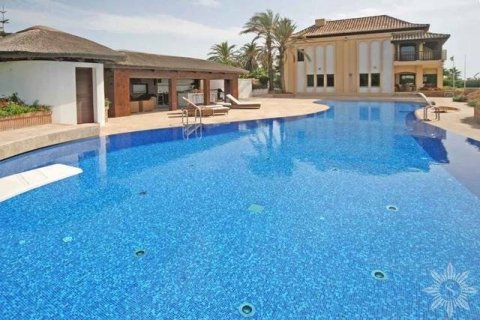 Villa en venta en Marbella, Málaga, España 5 dormitorios, 800 m2 No. 41454 - foto 4