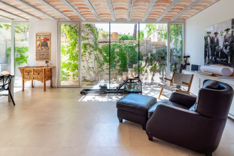 Villa en venta en Palma de Mallorca, Mallorca, España 5 dormitorios, 407 m2 No. 41287 - foto 2