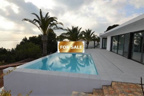 Villa en venta en Altea, Alicante, España 3 dormitorios, 230 m2 No. 45887 - foto 2