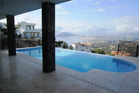 Villa en venta en Altea, Alicante, España 6 dormitorios, 430 m2 No. 43857 - foto 2