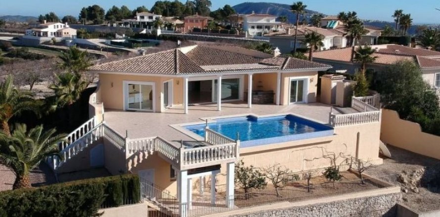 Villa en Moraira, Alicante, España 5 dormitorios, 400 m2 No. 45172