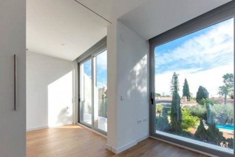 Villa en venta en Alicante, España 3 dormitorios, 272 m2 No. 41906 - foto 7