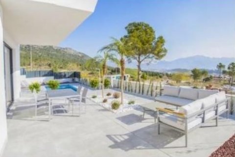 Villa en venta en Polop, Alicante, España 3 dormitorios, 107 m2 No. 45939 - foto 9