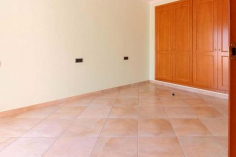Villa en venta en Dénia, Alicante, España 4 dormitorios, 305 m2 No. 46001 - foto 8