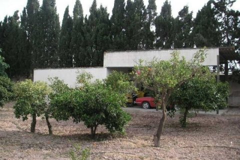 Villa en venta en Alicante, España 6 dormitorios, 450 m2 No. 45369 - foto 10