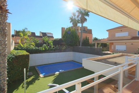 Villa en venta en Alicante, España 6 dormitorios, 600 m2 No. 42794 - foto 4