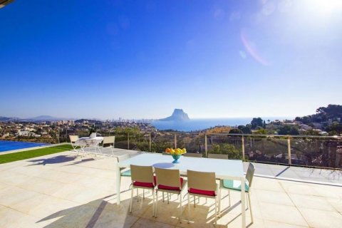 Villa en venta en Calpe, Alicante, España 5 dormitorios, 600 m2 No. 41657 - foto 5