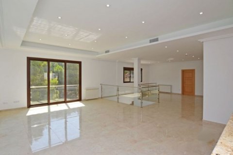 Villa en venta en Alicante, España 4 dormitorios, 485 m2 No. 44792 - foto 5