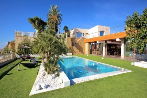 Villa en venta en El Campello, Alicante, España 7 dormitorios, 850 m2 No. 44019 - foto 5