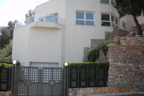 Villa en venta en Dénia, Alicante, España 3 dormitorios, 247 m2 No. 45235 - foto 2