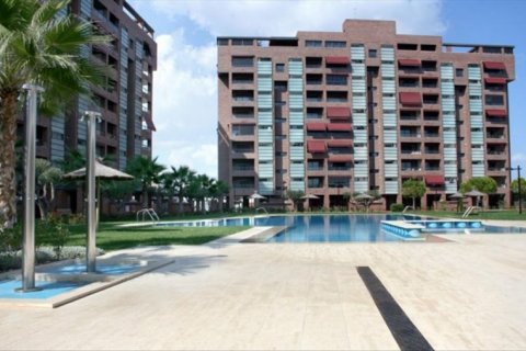 Apartamento en venta en Alicante, España 3 dormitorios, 99 m2 No. 45865 - foto 3