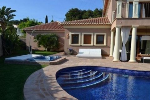 Villa en venta en Moraira, Alicante, España 3 dormitorios, 400 m2 No. 44403 - foto 2