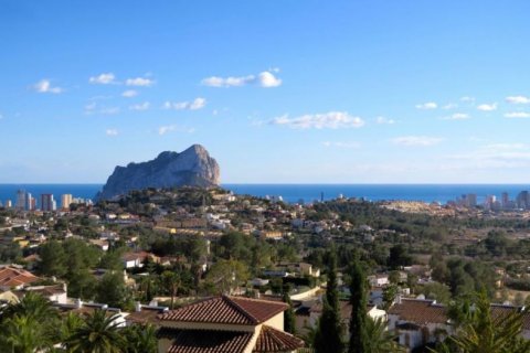 Villa en venta en Calpe, Alicante, España 4 dormitorios, 326 m2 No. 44897 - foto 2