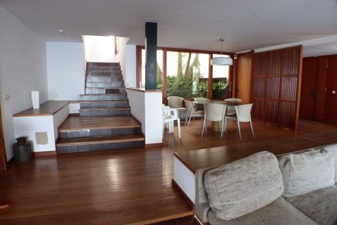 Villa en venta Lloret de Mar, Gerona, España 3 dormitorios, 530 m2 No. 45714 - foto 3