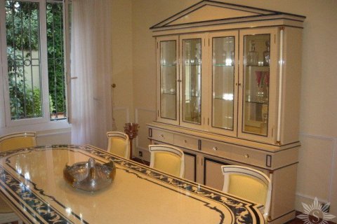 Villa en venta en Barcelona, España 3 dormitorios, 420 m2 No. 41460 - foto 7