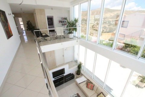 Villa en venta en El Campello, Alicante, España 4 dormitorios, 563 m2 No. 44131 - foto 9