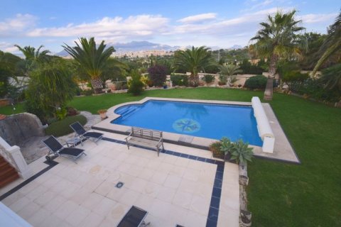 Villa en venta en Alfaz del Pi, Alicante, España 5 dormitorios, 650 m2 No. 43887 - foto 6