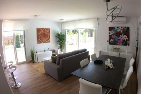 Villa en venta en Dénia, Alicante, España 3 dormitorios, 160 m2 No. 46155 - foto 7