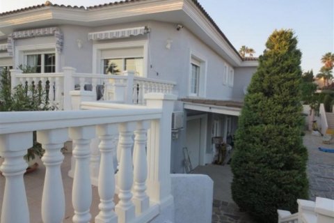 Villa en venta en Calpe, Alicante, España 5 dormitorios, 475 m2 No. 45419 - foto 5