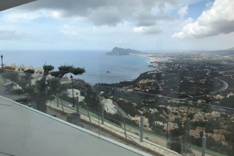 Villa en venta en Alicante, España 6 dormitorios, 860 m2 No. 41611 - foto 10